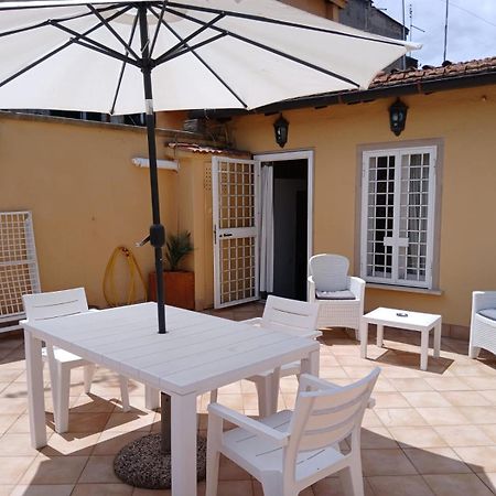 罗马Attico Con Terrazza Santa Cecilia公寓 外观 照片
