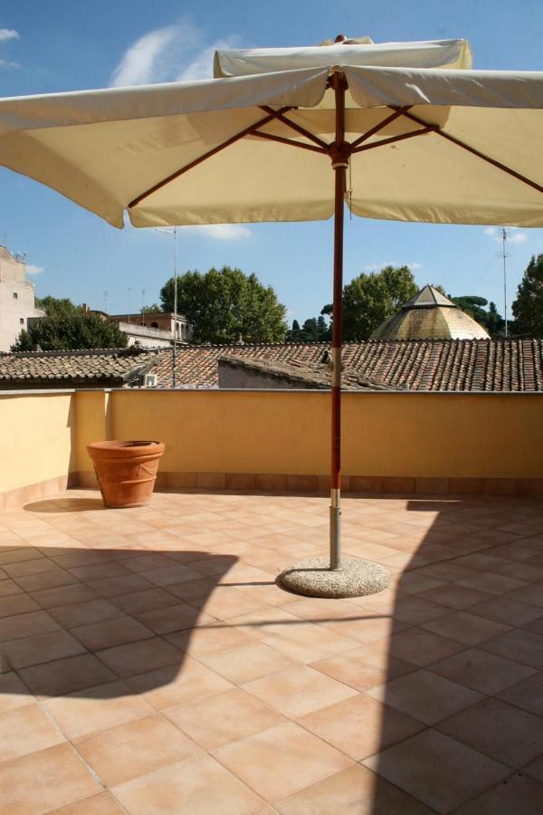 罗马Attico Con Terrazza Santa Cecilia公寓 外观 照片