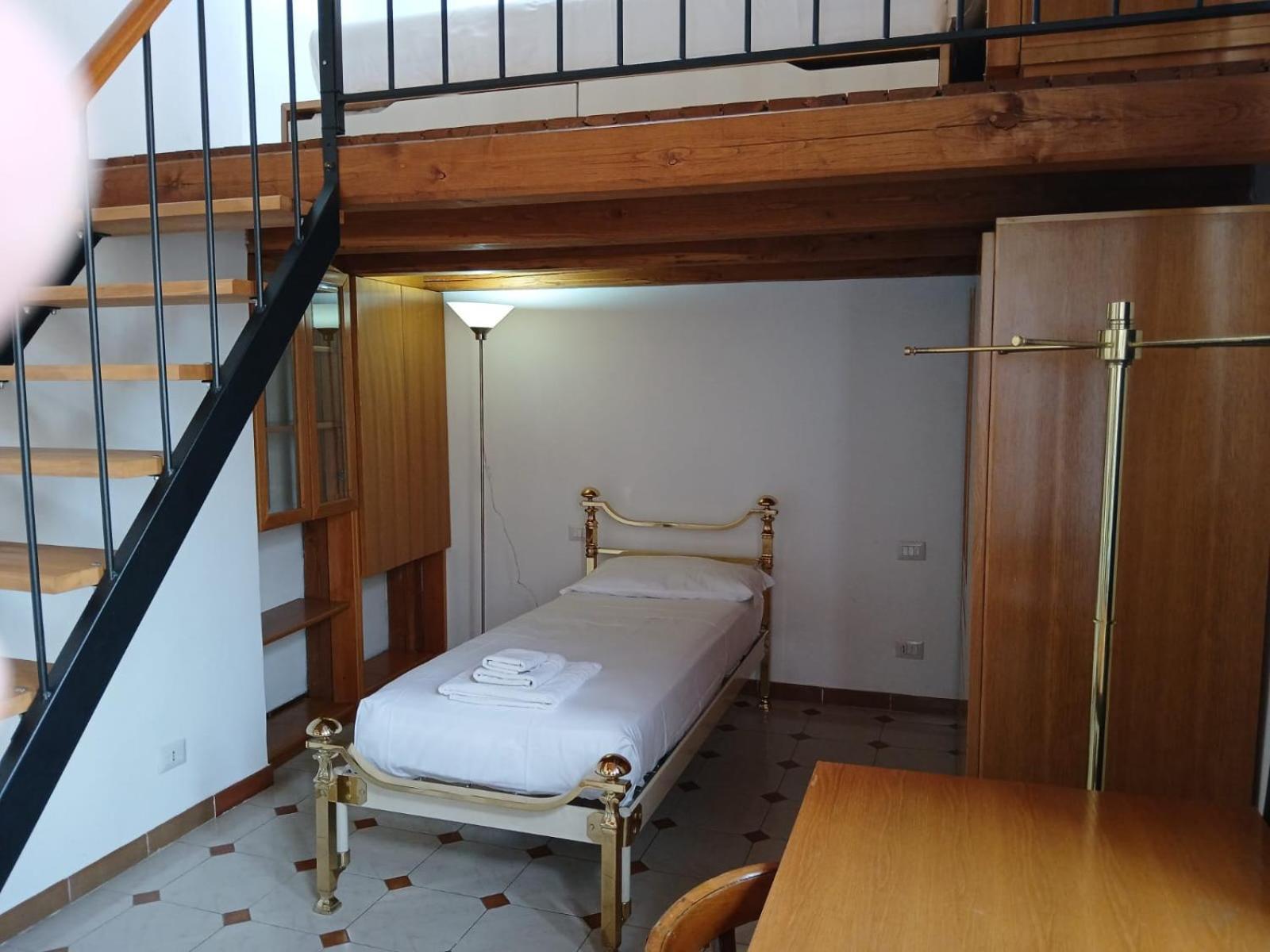 罗马Attico Con Terrazza Santa Cecilia公寓 外观 照片